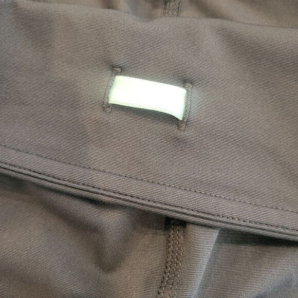 Under Armour Crop Leggings Grey and Green Small - Picture 8 of 8